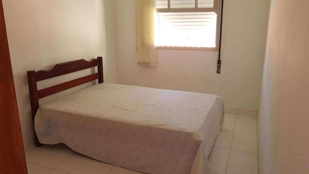 Apartamento a uma quadra da praia Guarujá Exterior foto