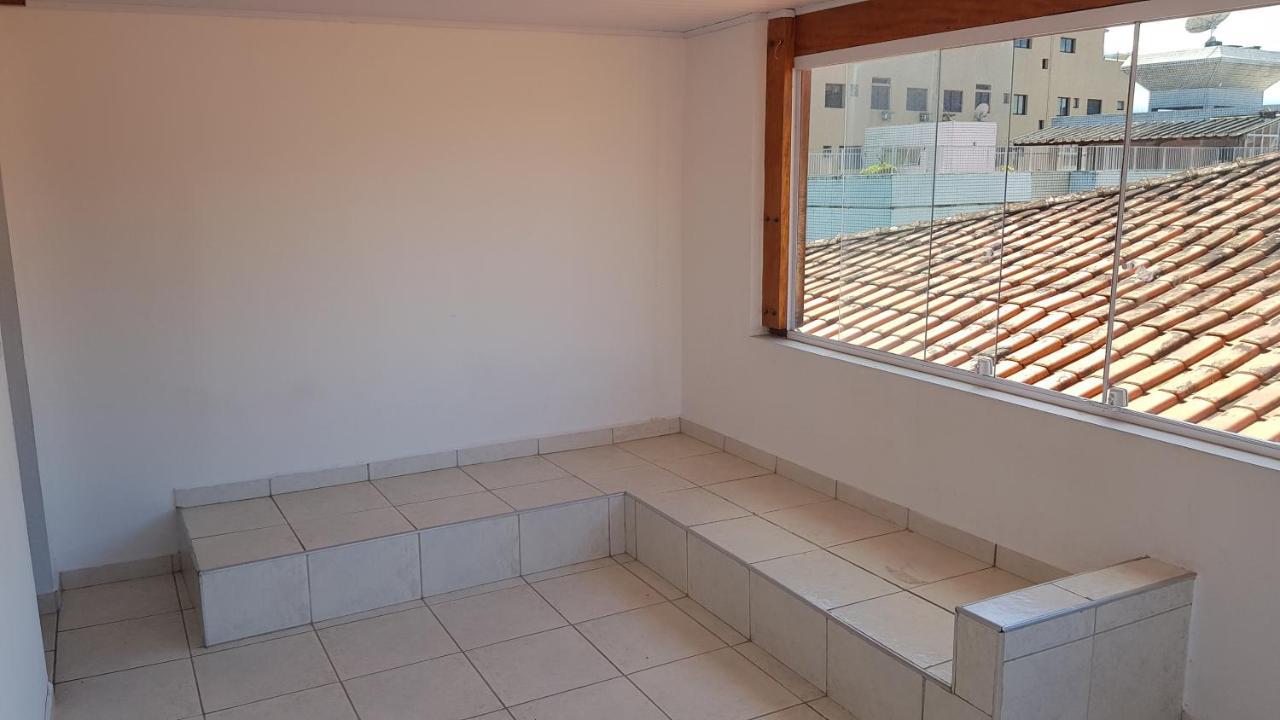 Apartamento a uma quadra da praia Guarujá Exterior foto