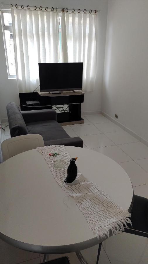 Apartamento a uma quadra da praia Guarujá Exterior foto